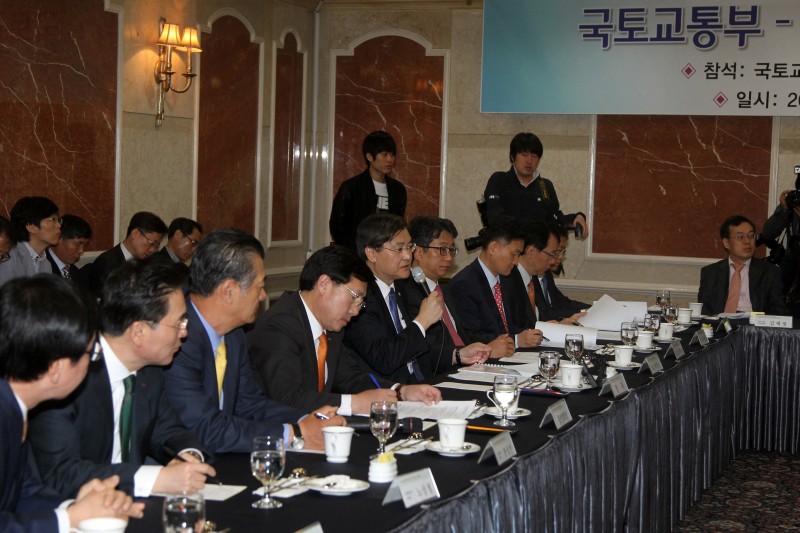 4ef41a398592ebd4bef78cd7fc2c82ed_1449821